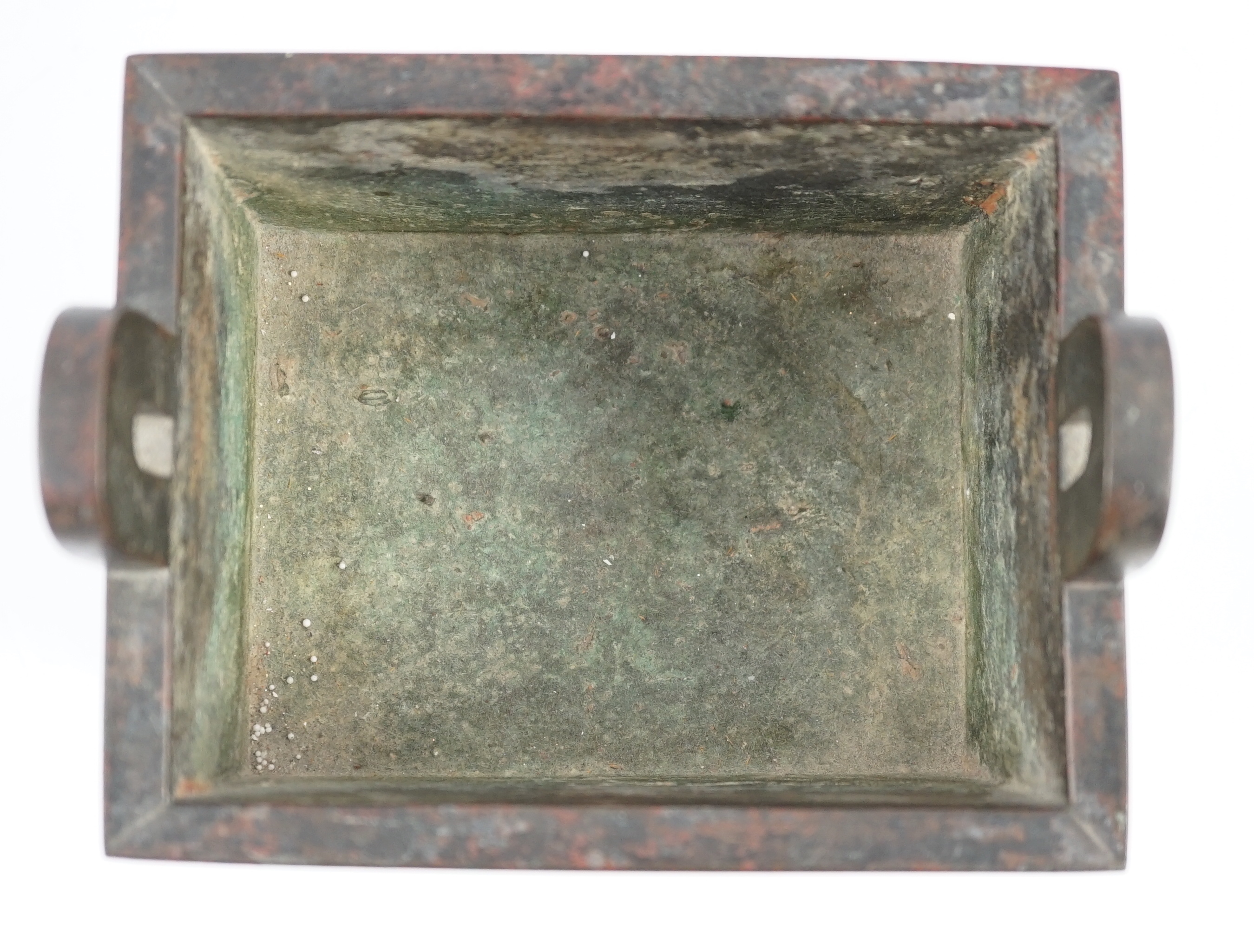 A Chinese archaistic bronze vessel, fangding, 17th/18th century, old repair to one leg